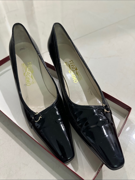 Salvatore Ferragamo Shoes - Salvatore Ferragamo Nadar Black Patent Pumps 8.5 AA Narrow 5cm Heel Italy